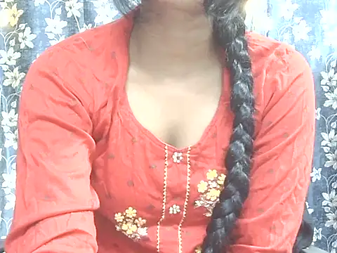 Snapshot of Supriya201 chatting on 05-06-26, 03:06 Supriya201 online show from 05-06-26, 03:06