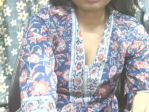 Snapshot of Supriya201 chatting on 07-14-26, 03:18 Supriya201 online show from 07-14-26, 03:18