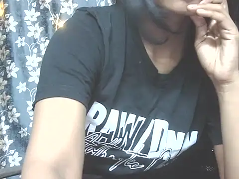 Snapshot of Supriya201 chatting on 07-23-26, 02:26 Supriya201 online show from 07-23-26, 02:26