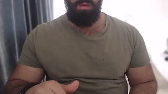 hugemachohandsome online show from 09-21-25, 12:18