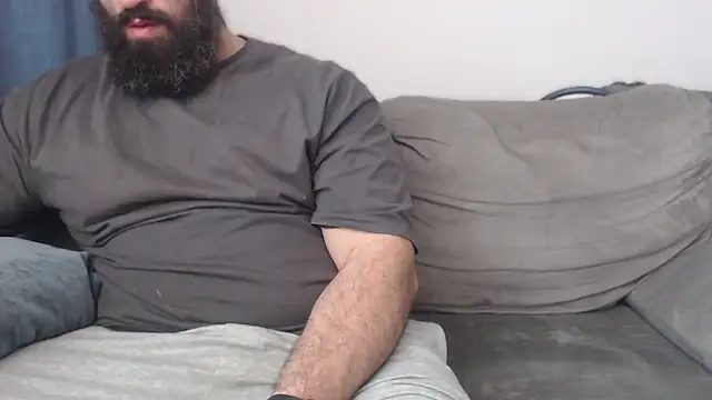 hugemachohandsome online show from 03-12-26, 11:27