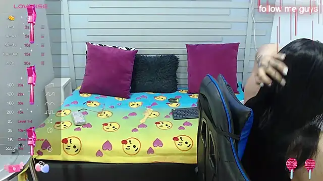 evelin zaens online show from 02-17-25, 04:09