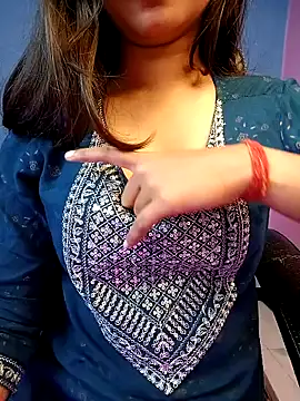 Aditi 1 online show from 02-11-25, 04:33