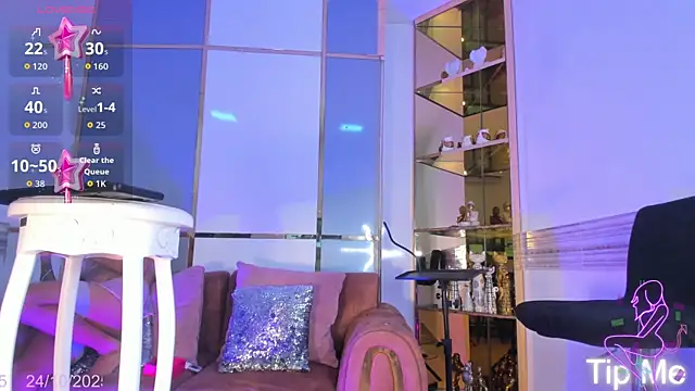 EmmaHills Sex online show from 10-24-25, 01:29