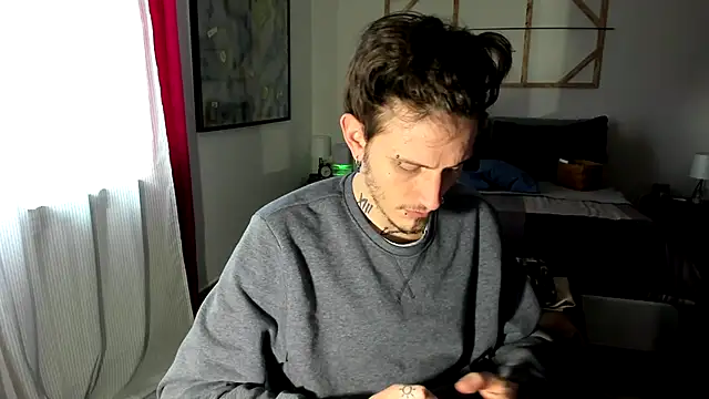 Snapshot of xxxciro13xxx chatting on 02-26-25, 01:30 xxxciro13xxx online show from 02-26-25, 01:30