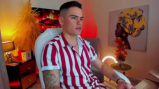 Matias Murrier online show from 01-25-25, 02:47