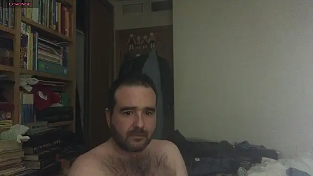 curiosillo83 online show from 03-09-25, 10:41