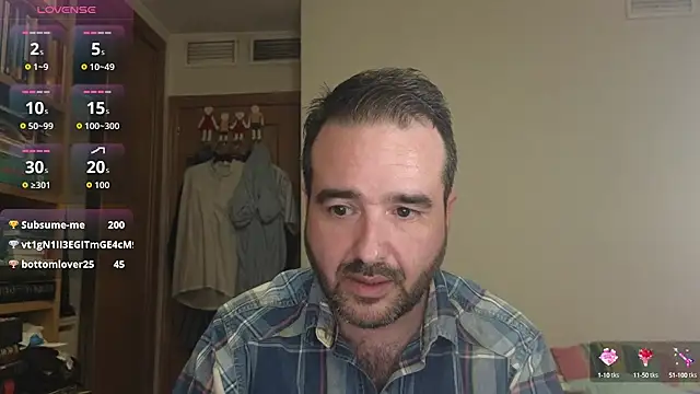 curiosillo83 online show from 10-16-25, 08:32