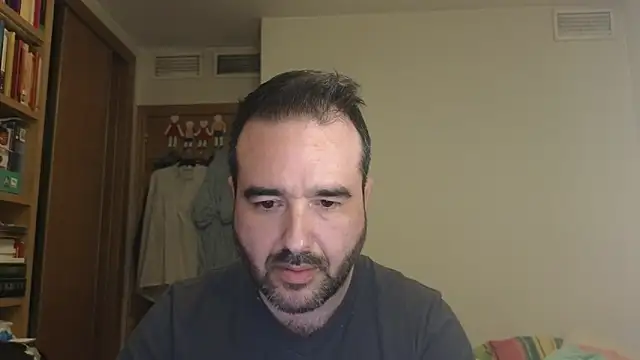 curiosillo83 online show from 10-18-25, 04:41