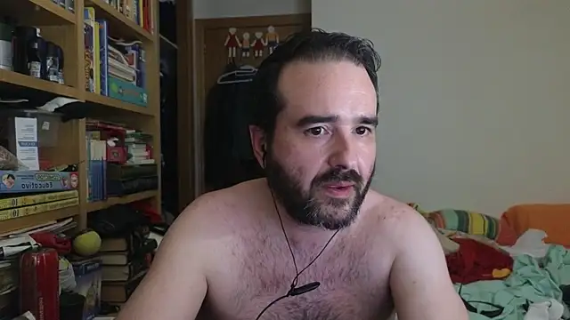 Snapshot of curiosillo83 chatting on 06-18-26, 09:14 curiosillo83 online show from 06-18-26, 09:14