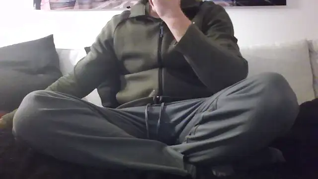 jouet75 online show from 01-11-26, 08:36