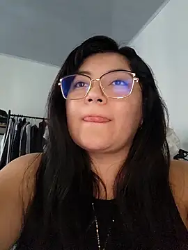 Sakura 0505 online show from 03-28-26, 10:31