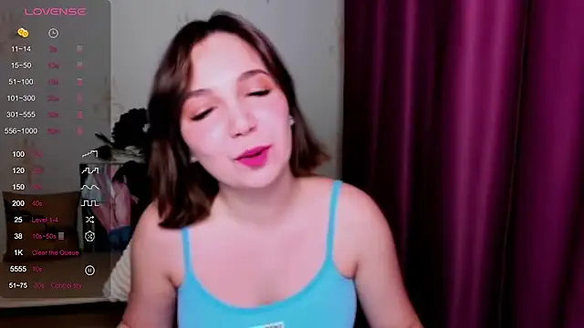 KindHazelHere  online show from 03-04-25, 04:30