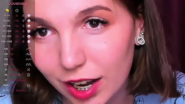 KindHazelHere  online show from 03-12-25, 06:07