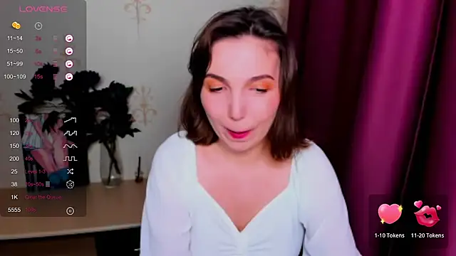 KindHazelHere  online show from 09-10-25, 05:13