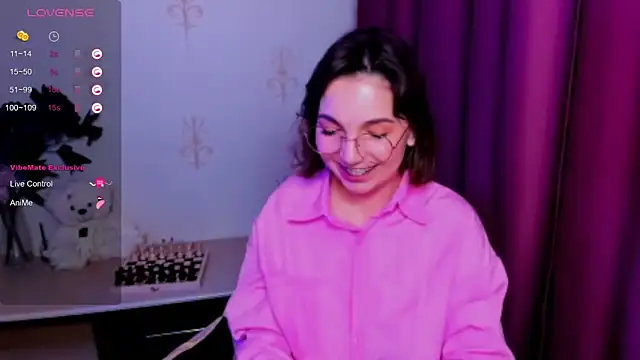 KindHazelHere  online show from 11-30-25, 02:15