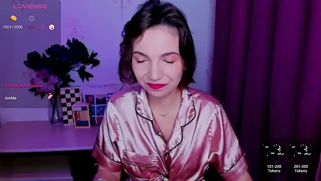 Snapshot of KindHazelHere_ chatting on 07-23-26, 05:38 KindHazelHere online show from 07-23-26, 05:38
