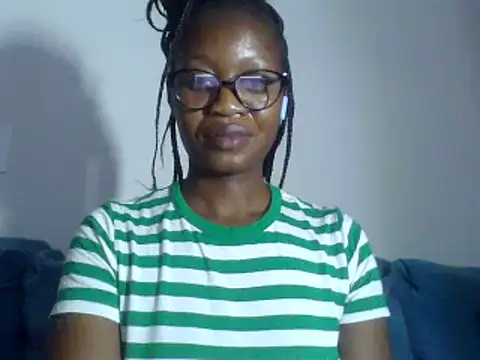 Snapshot of Hardnipples8 chatting on 01-30-25, 11:24 Hardnipples8 online show from 01-30-25, 11:24