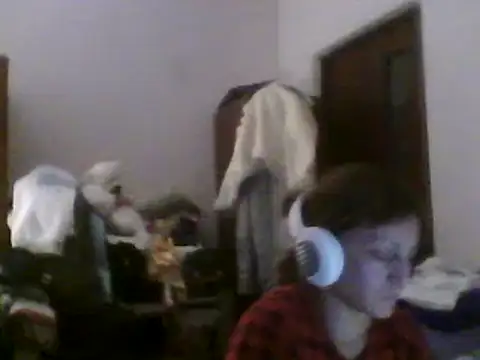 ShawnaAdams online show from 12-18-25, 04:02