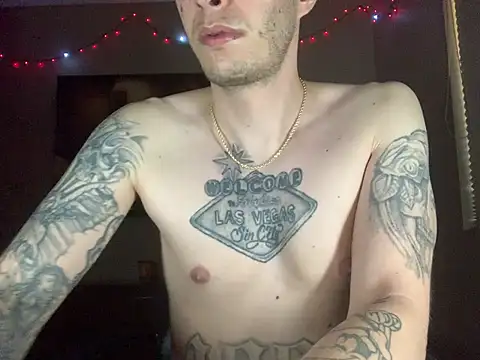 Snapshot of Bwcjoshbanks chatting on 07-25-26, 01:30 Bwcjoshbanks online show from 07-25-26, 01:30