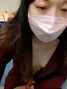 Lu Nana online show from 01-16-25, 03:24