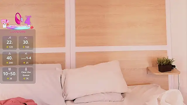  nickypurple  online show from 11-14-25, 07:12