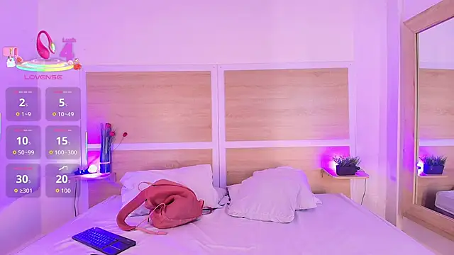  nickypurple  online show from 11-26-25, 07:15