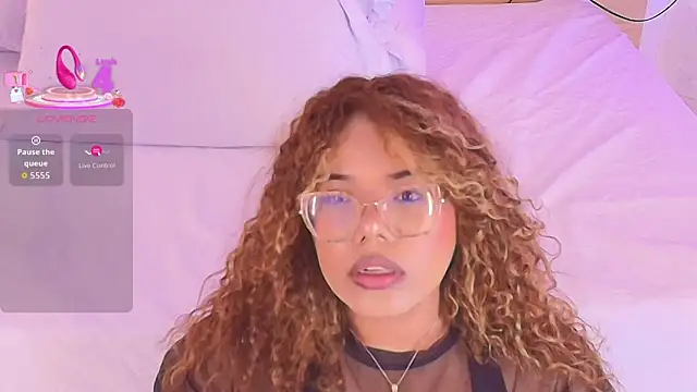  nickypurple  online show from 12-22-25, 06:05