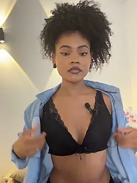 ShadayCarmell online show from 10-07-25, 08:50