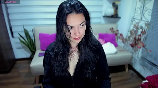 Lunlunera online show from 10-30-25, 12:01