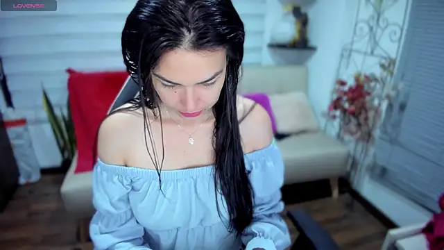 Lunlunera online show from 12-23-25, 04:10