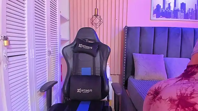 ashlye miller  online show from 02-27-25, 03:58