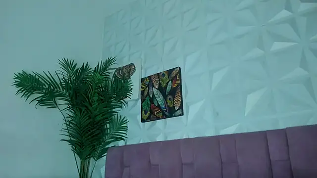 Snapshot of Hellen_Sky chatting on 02-13-26, 07:10 Hellen Sky online show from 02-13-26, 07:10