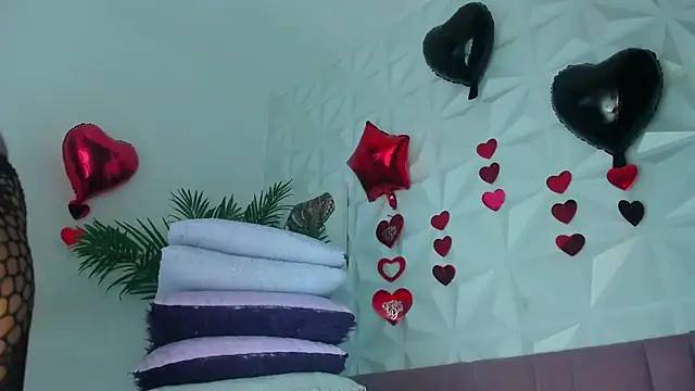 Hellen Sky online show from 03-14-26, 07:19