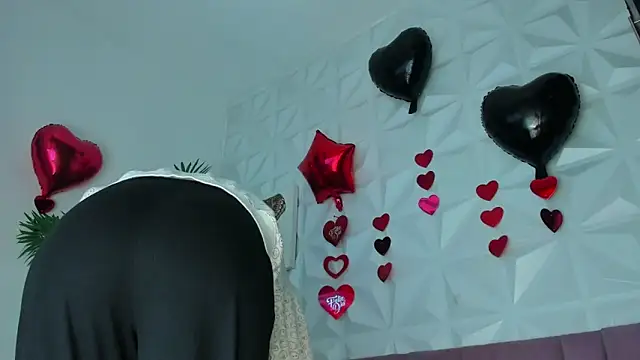 Hellen Sky online show from 03-27-26, 07:02