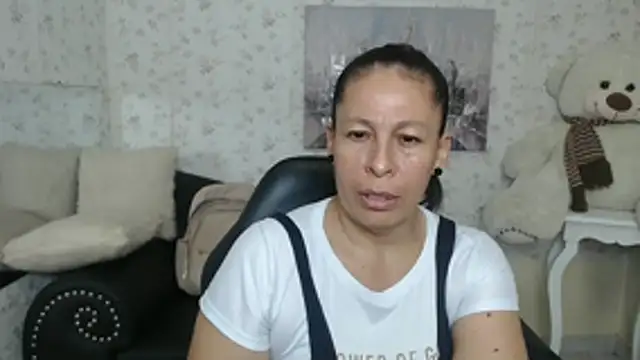 mature martina online show from 06-01-26, 10:00