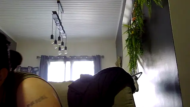 feline27 online show from 03-19-26, 11:47