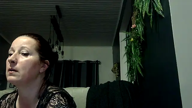 feline27 online show from 03-24-26, 09:42