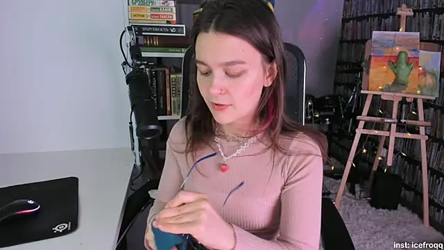 icefroqq online show from 02-03-25, 08:13