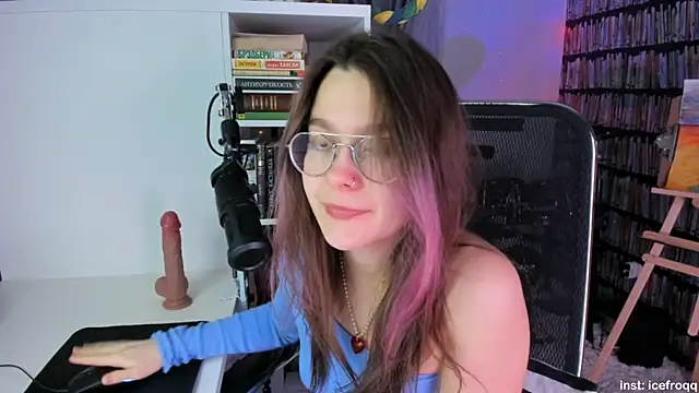 icefroqq online show from 02-23-25, 10:42