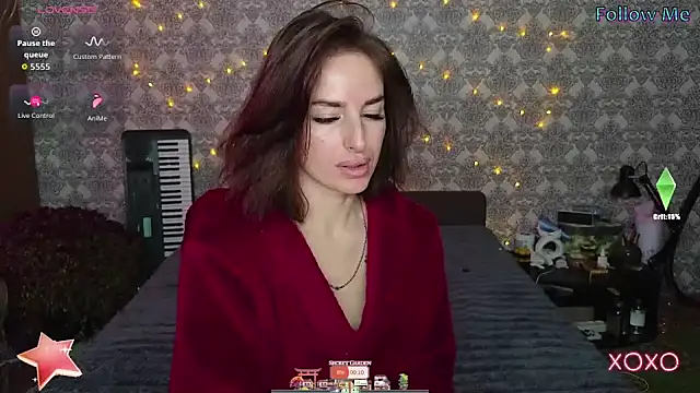 Snapshot of xx_adrihanna_xx chatting on 11-17-25, 08:42 xx adrihanna xx online show from 11-17-25, 08:42