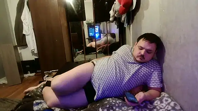 Snapshot of Bebemickey75 chatting on 02-24-25, 01:57 Bebemickey75 online show from 02-24-25, 01:57