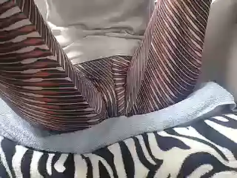 Web Lady online show from 11-20-25, 09:42