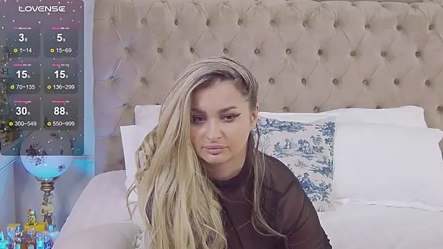 Denisse Perry online show from 02-20-25, 10:48