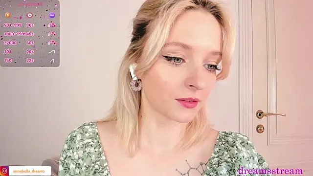 Snapshot of dreamsstream chatting on 03-10-25, 08:59 dreamsstream online show from 03-10-25, 08:59