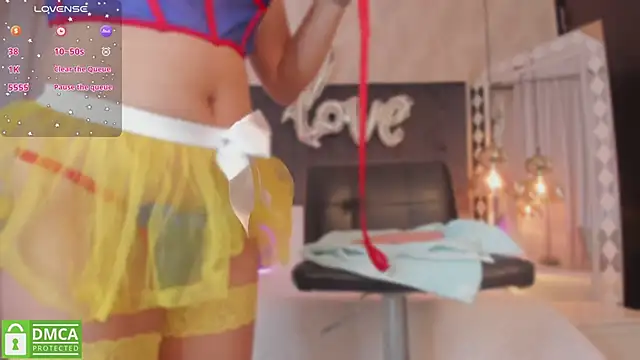 kataliina   online show from 03-08-25, 12:09