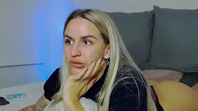 SofiJames online show from 11-08-25, 07:19