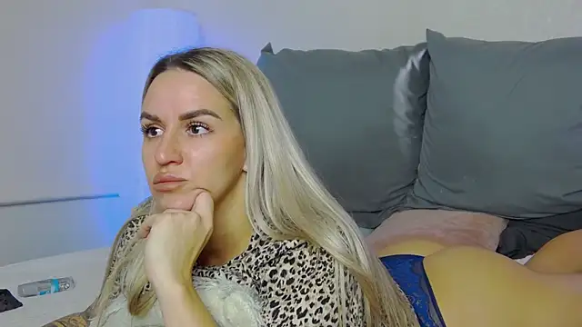 SofiJames online show from 11-09-25, 06:33