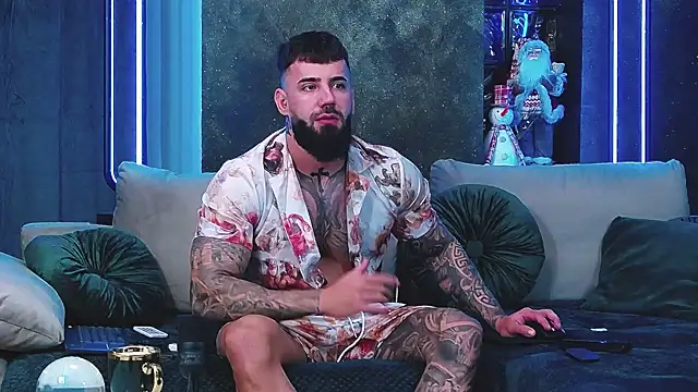 masterkingofmusclee online show from 12-10-24, 10:37