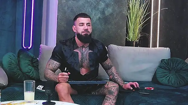 masterkingofmusclee online show from 01-07-25, 07:17